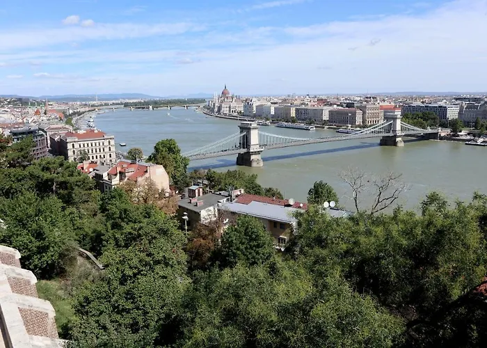 Marvelosa Apartment - Central By The Chain Bridge
