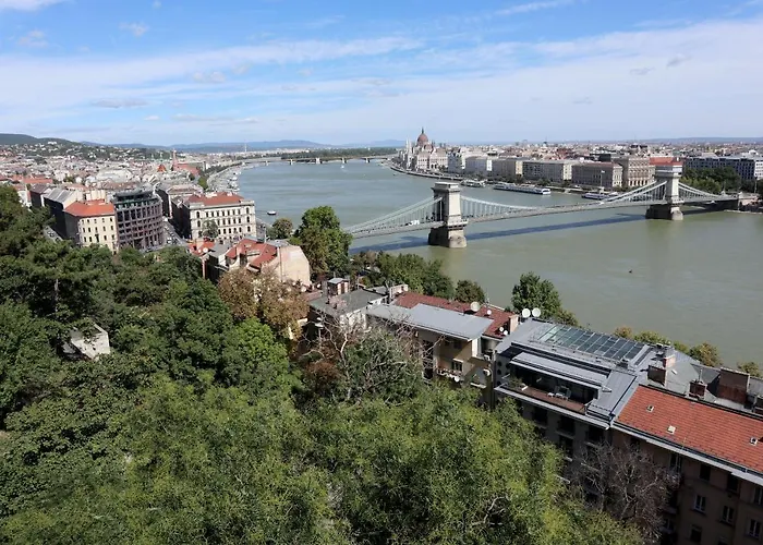Marvelosa Apartment - Central By The Chain Bridge